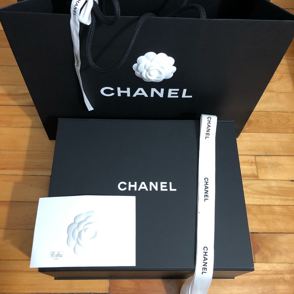 Authentic Chanel Magnetic Gift boxes and shopping bags collections